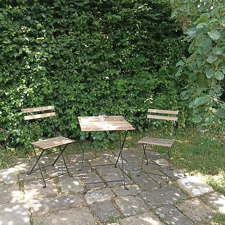 L'Echappee Au Jardin, Yourte Bucolique Godinne Екстериор снимка