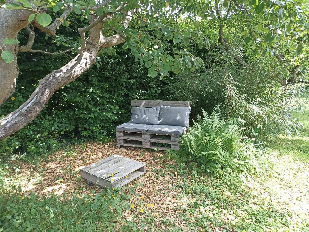 L'Echappee Au Jardin, Yourte Bucolique Godinne Екстериор снимка